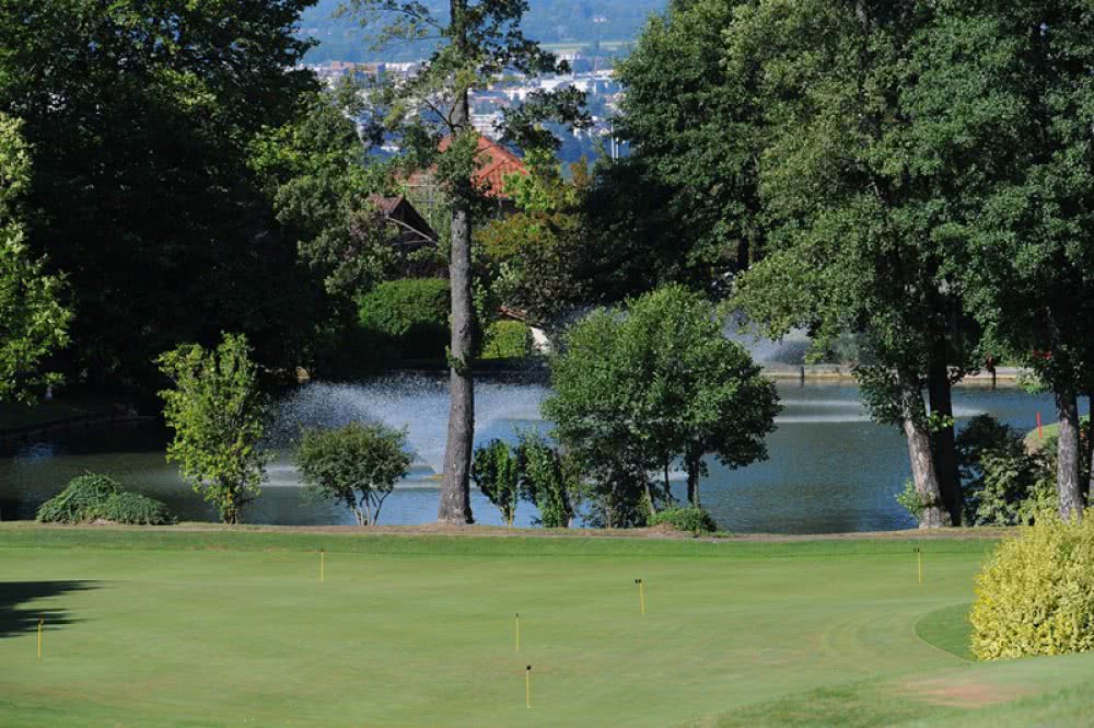 GOLF ET COUNTRY CLUB DE BOSSEY